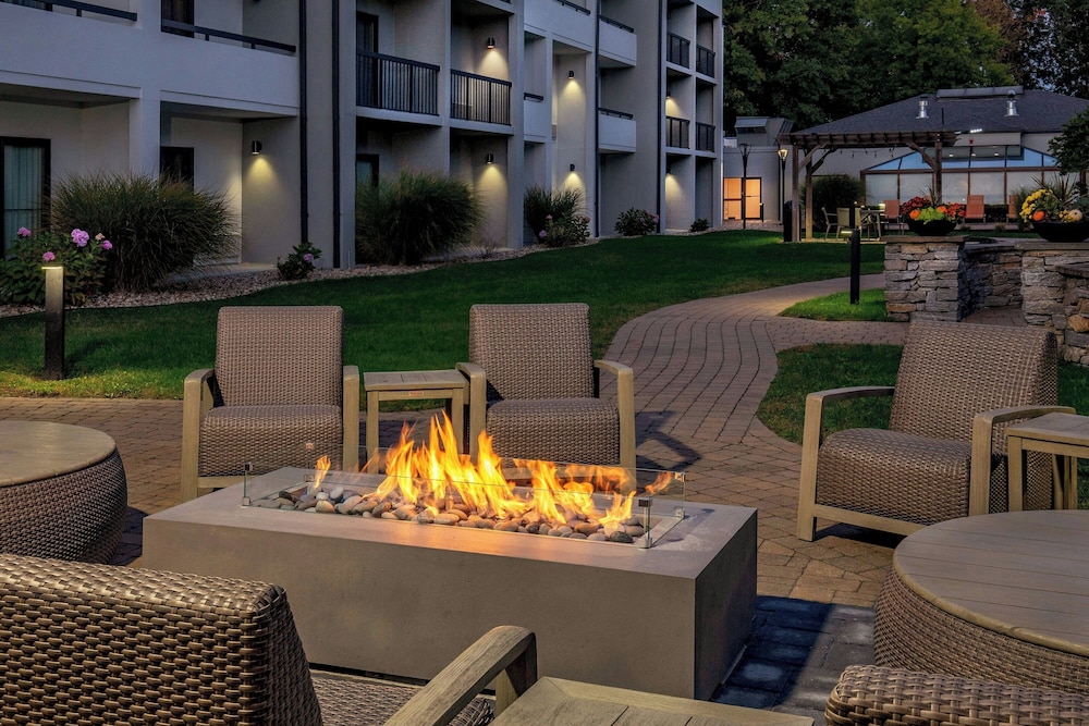 Courtyard by Marriott Boston Andover - photo 54