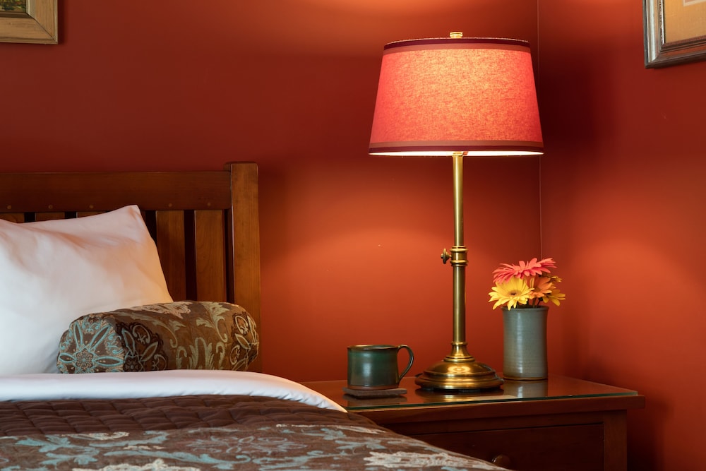 Lake Pointe Inn - photo 10