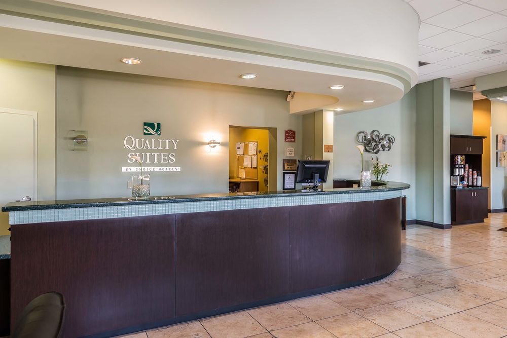 Quality Suites Downtown Colorado Springs - photo 27