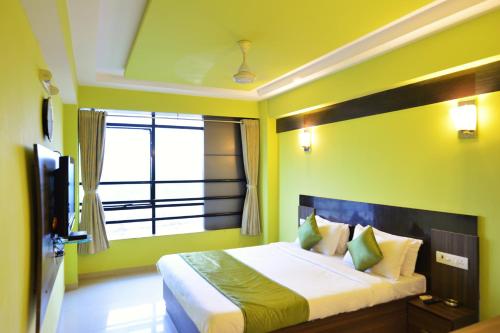 Kirtika malhaar Hotel