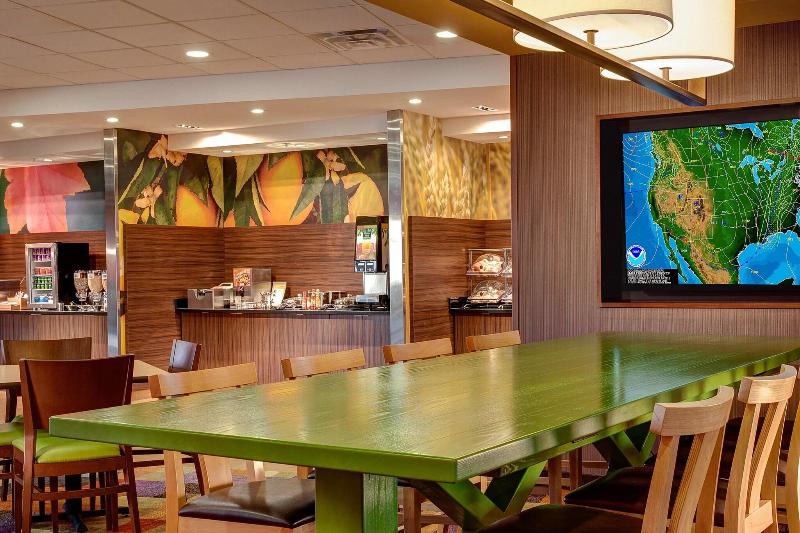Fairfield Inn & Suites by Marriott St. Paul Northeast - photo 34