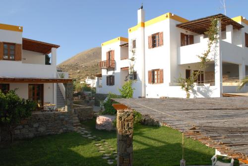 Ligaries in Ano Syros, Greece