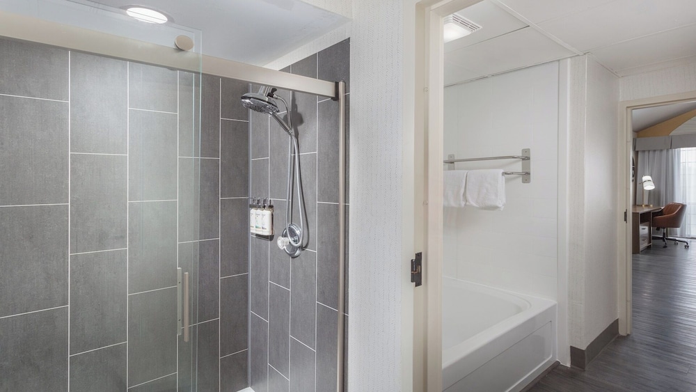 Holiday Inn Hotel & Suites Springfield I 44 by IHG - photo 28