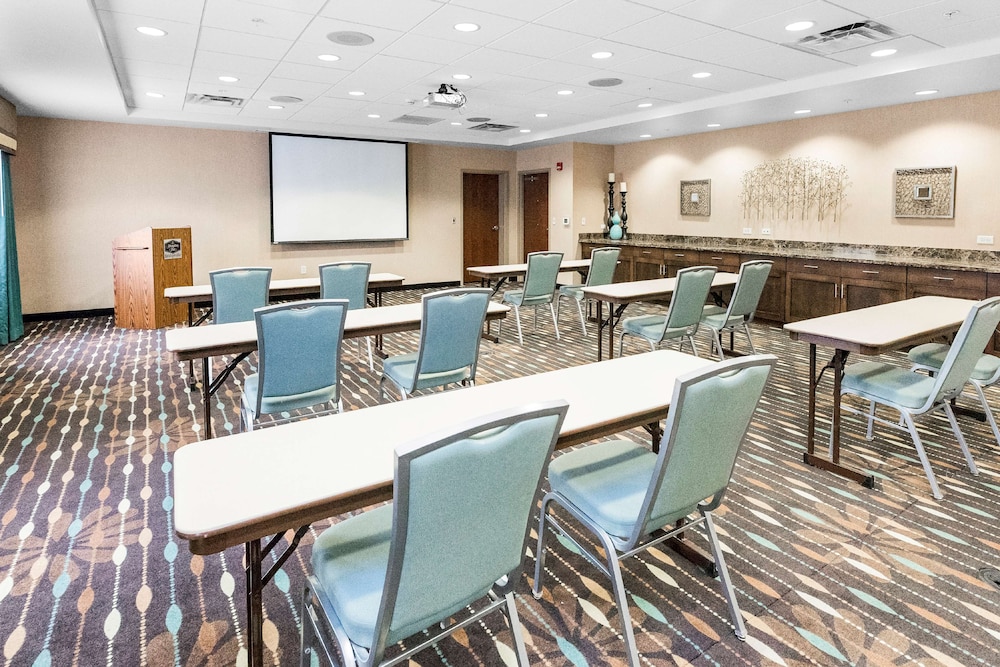 Hampton Inn Pittsburgh Bridgeville - photo 65