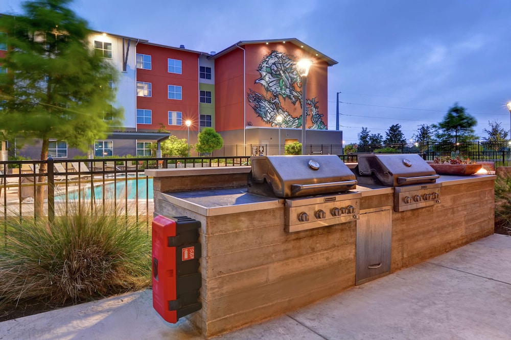 Homewood Suites by Hilton TechRidge Parmer @ I 35 - photo 26
