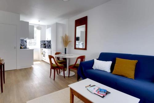 Echappee Belle Joli T2 Centre de Dinard Plage 500m in Dinard, France