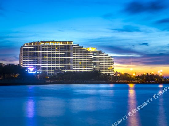 Garden Apartment Hotel Haikou Bay in Haikou, People's Republic of China