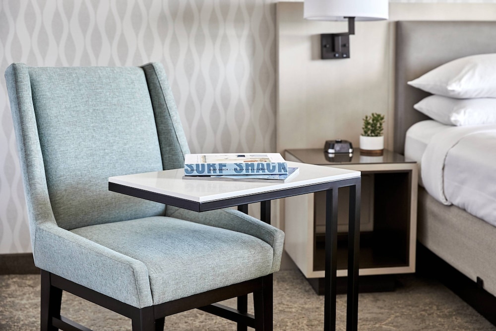 Los Angeles Airport Marriott - photo 16
