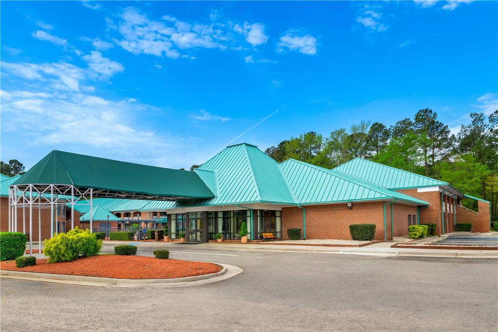 Days Inn by Wyndham Petersburg South Fort Lee - photo 2