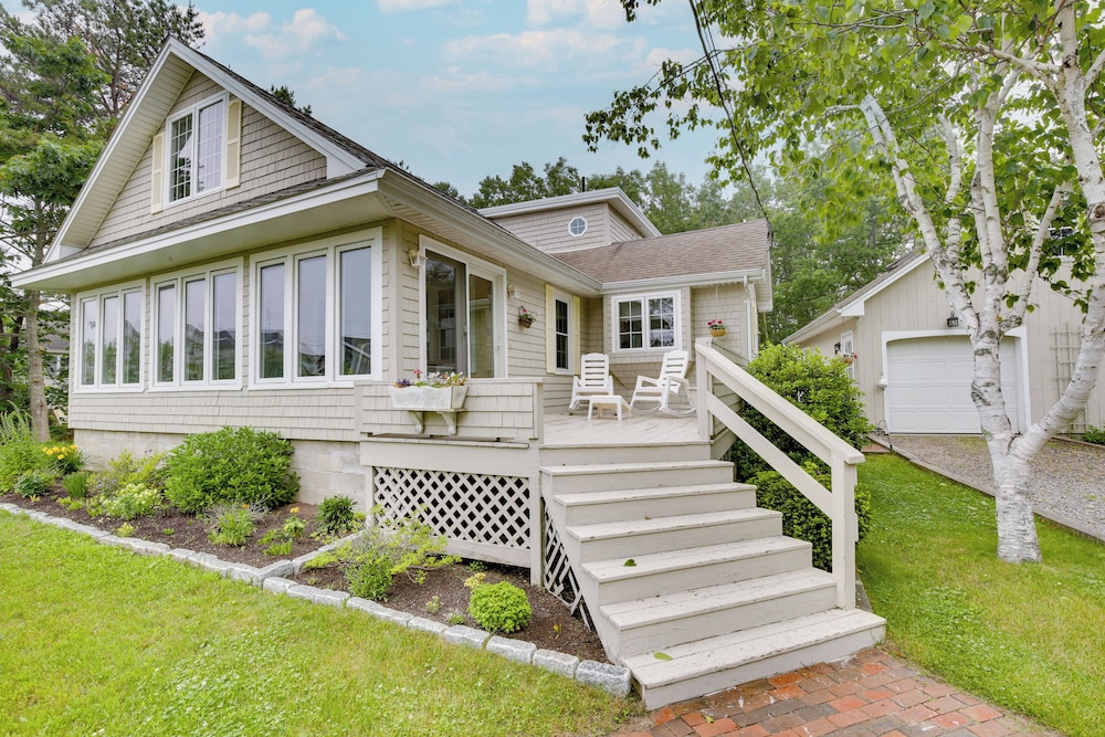 Kennebunkport Getaway With Grill Walk To Beach — Kennebunkport