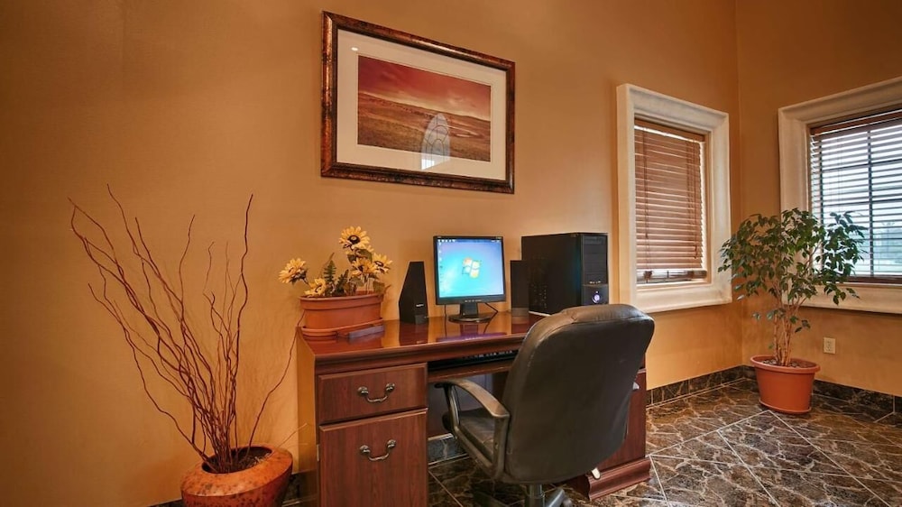 Texas Inn Beeville - photo 5