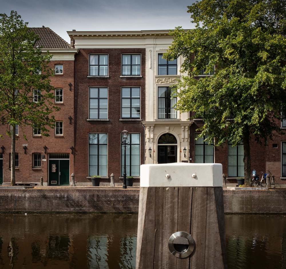 Stadsvilla Mout Rotterdam Schiedam — hotel in Schiedam