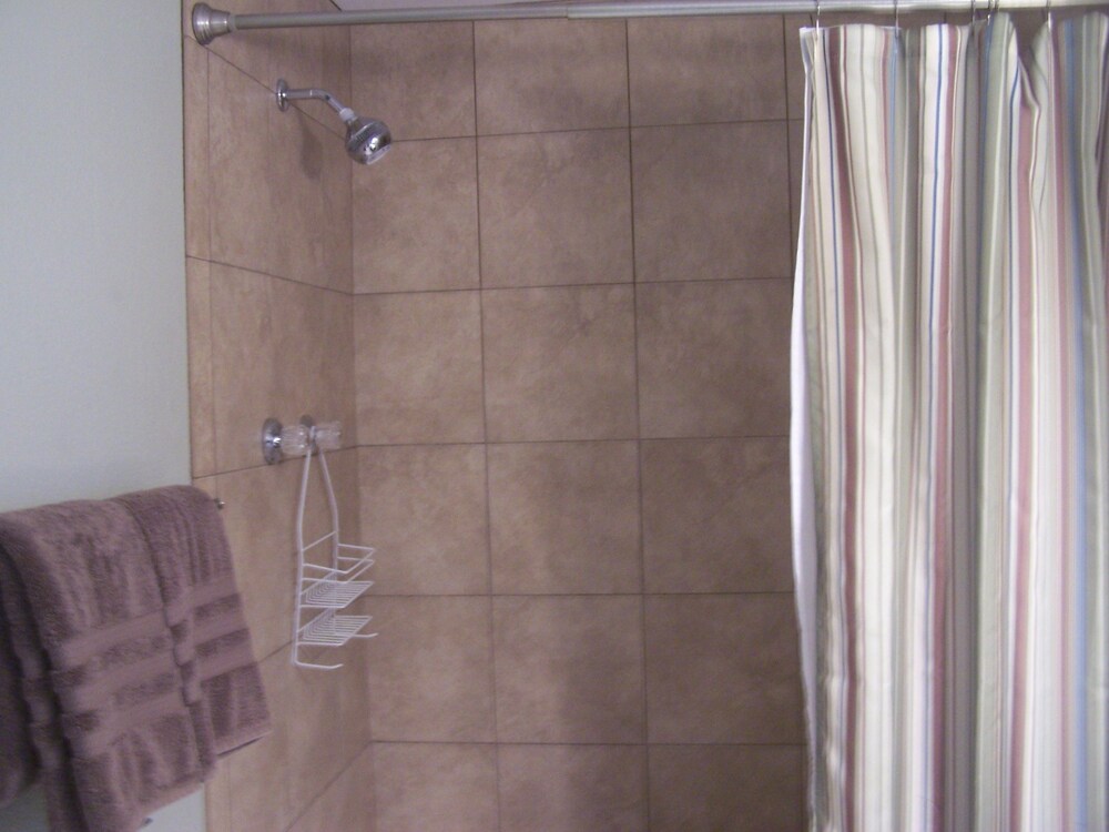 Blanco County Inn - photo 76