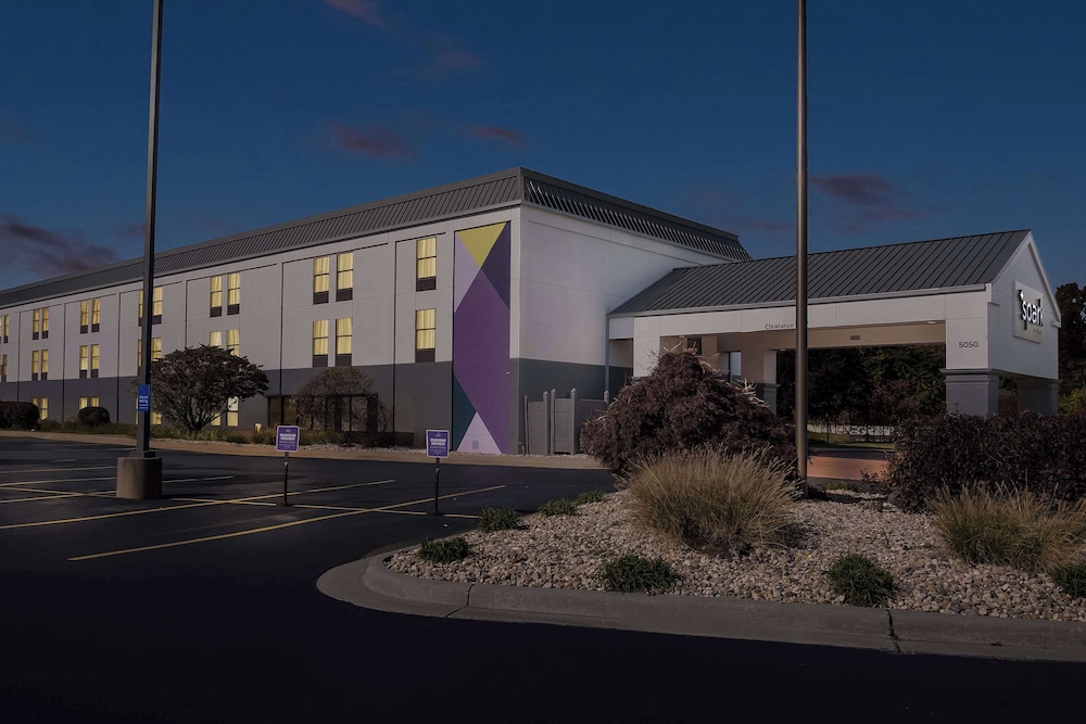 Spark by Hilton Stevensville - photo 72