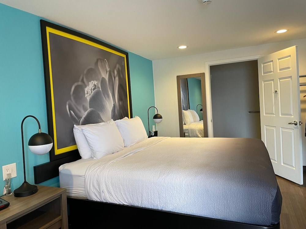 Super 8 by Wyndham Wichita Falls — hotel in Wichita Falls
