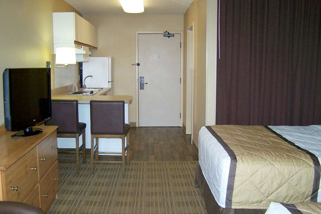 Extended Stay America Cleveland Beachwood Orange Place N - photo 28