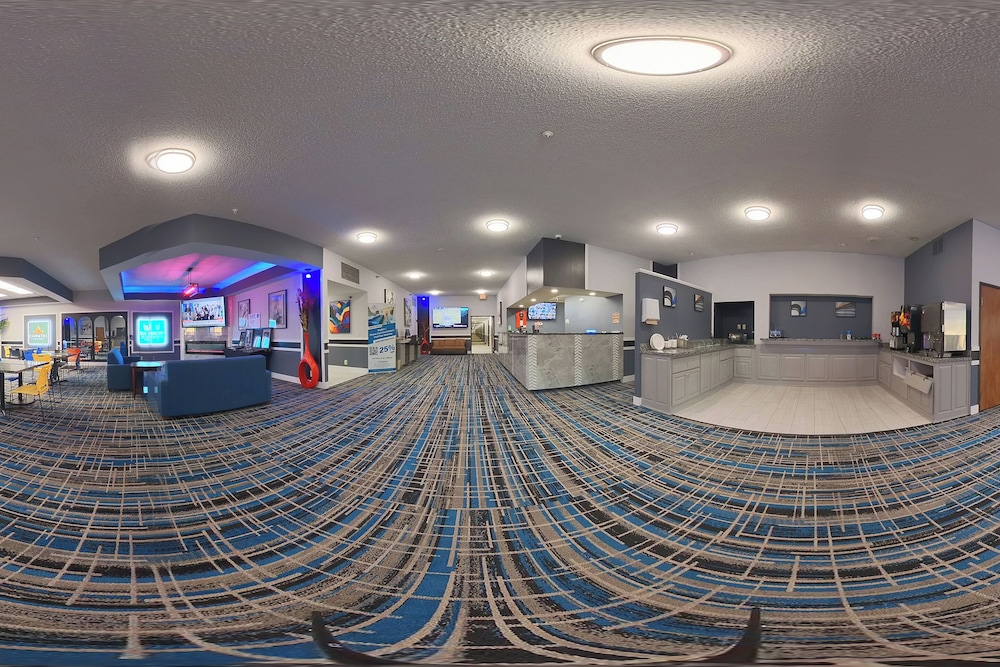 Coratel Inn And Suites By Jasper Eagan St Paul Airport Mall Of America — Eagan