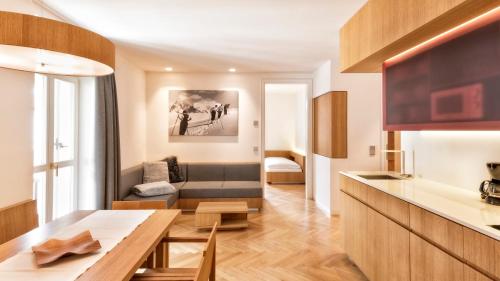 Apartment Genziana — 4-Star Luxury Hotel in Ortisei, Italy