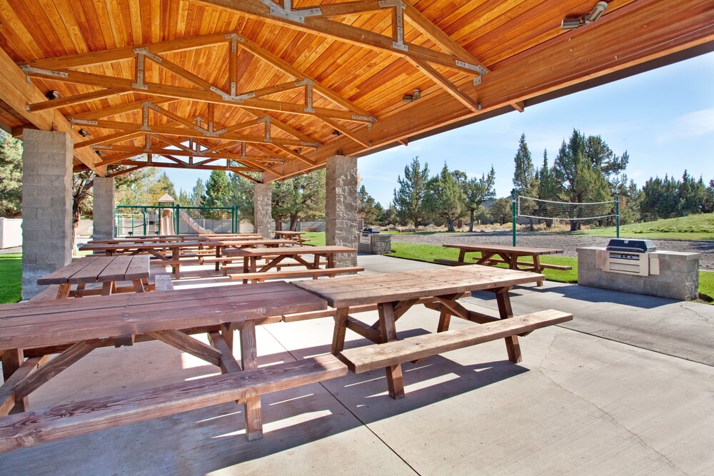 Eagle Crest Resort Vacation Rentals - photo 66