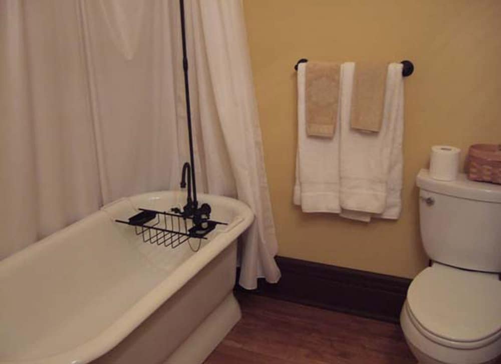 Martin & Mason Hotel - photo 25