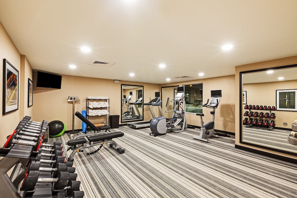 Candlewood Suites Lenexa Overland Park Area - photo 40