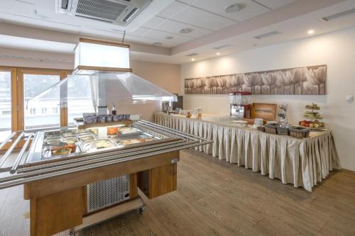 Hotel Orange Przeźmierowo in Poznan, Poland