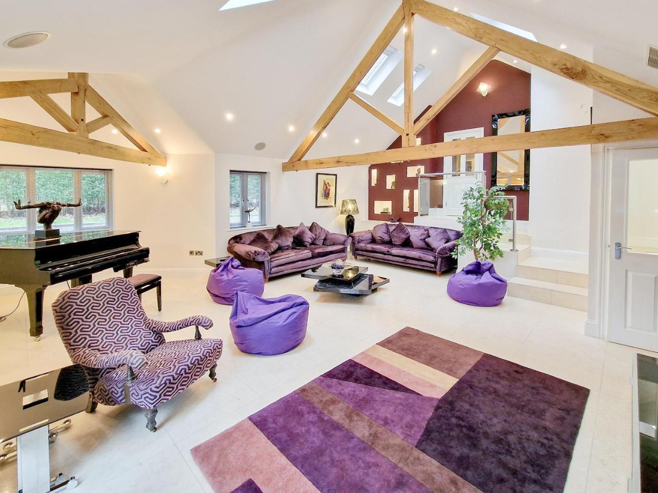 The Lodge — 5-Star Luxury Hotel in Selby, United Kingdom