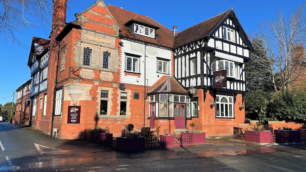 The Royal Oak Hotel And Restaurant in Chester, United Kingdom