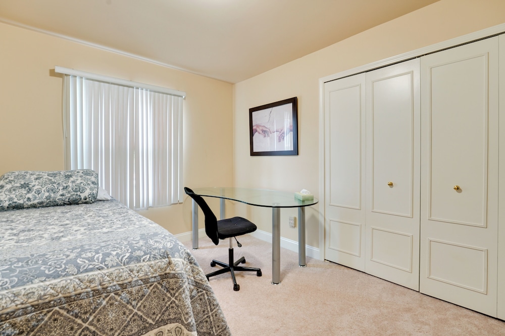 Remote work Friendly Troy Townhome — Troy — photo 5