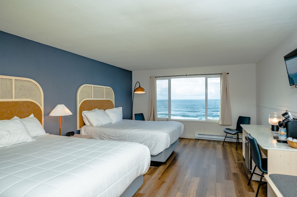 Seagull Beachfront Inn - photo 37