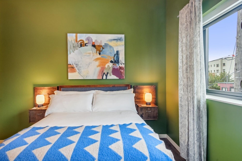 Violet Suites PDX - photo 24