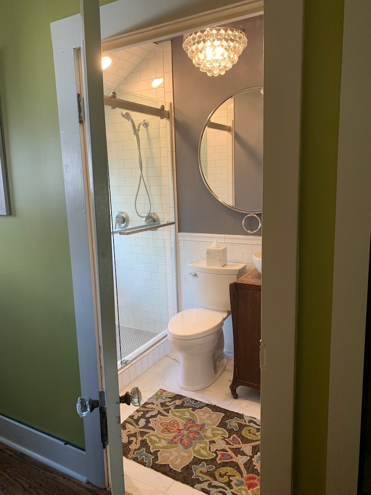 The Hygrade Inn - photo 21