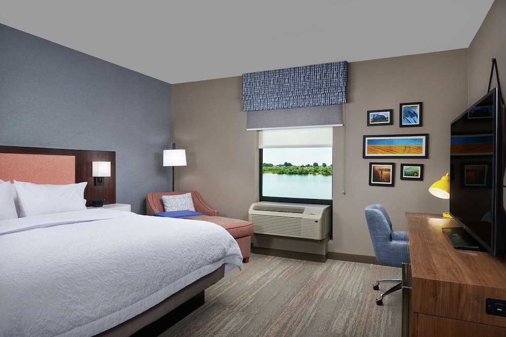 Hampton Inn by Hilton Burley - photo 10