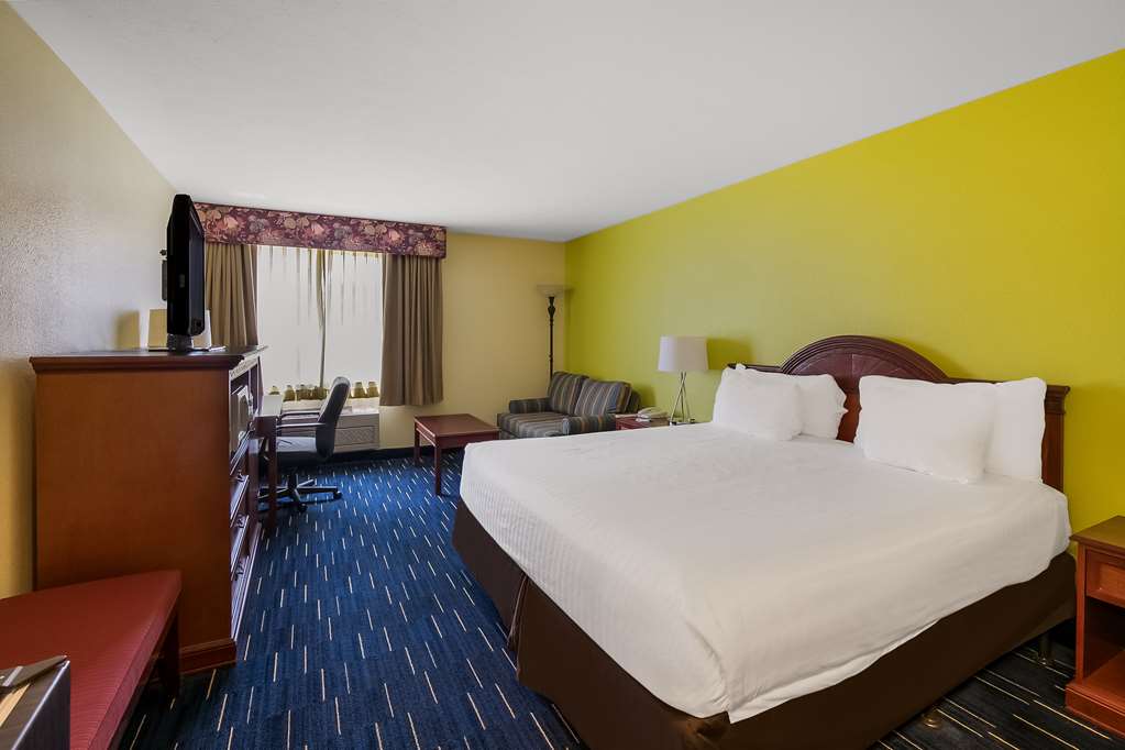 Americas Best Value Sandman Inn - photo 20
