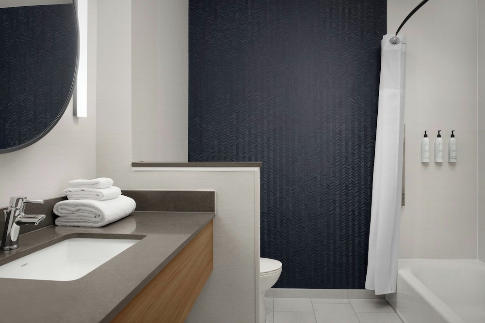 Fairfield by Marriott Inn & Suites Portland Newberg - photo 22