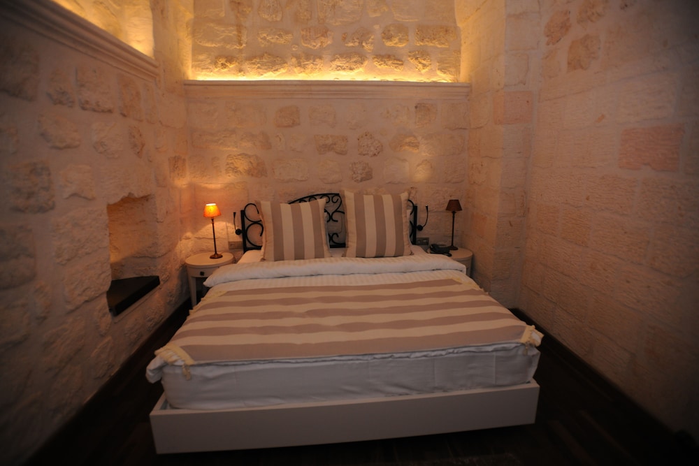 Shmayaa Hotel Special Class — Midyat — photo 4