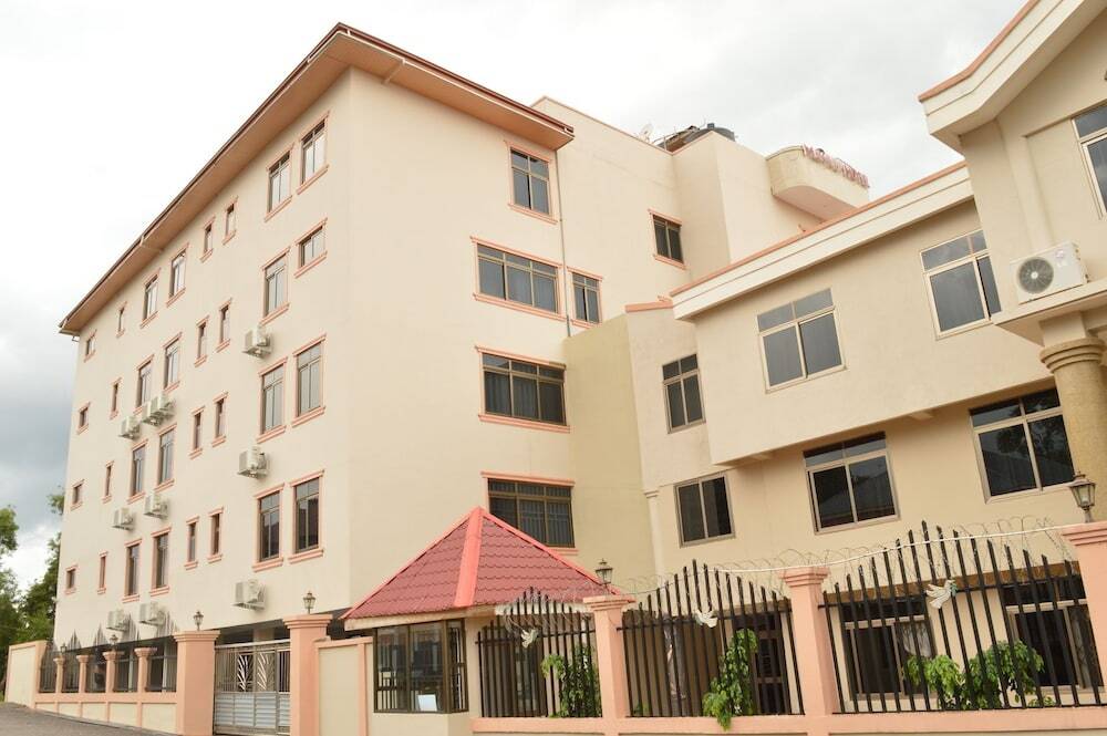 Mawuli Hotel — hotel in Obuase