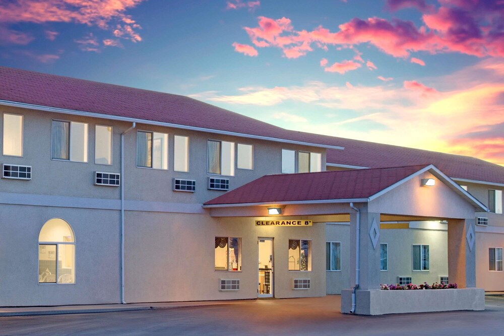 Super 8 By Wyndham Vernal Ut — Vernal