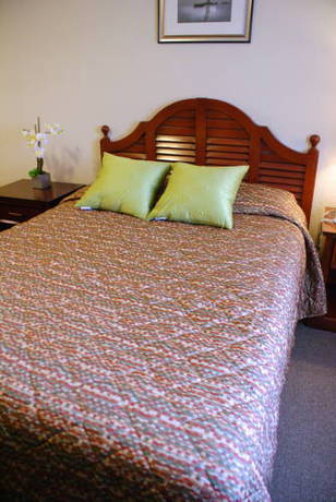 Friendship Inn - photo 15