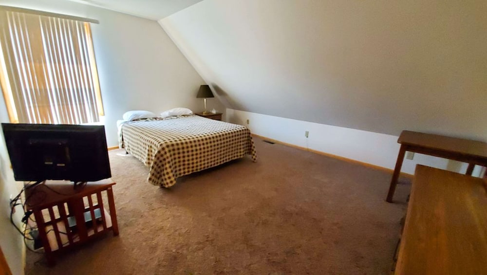 Jasper Ridge Inn Ishpeming - photo 85