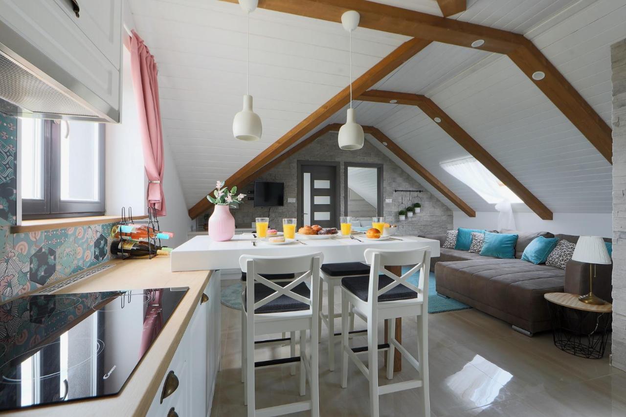 Lotti Residnece Familyar in Balatonfured, Hungary