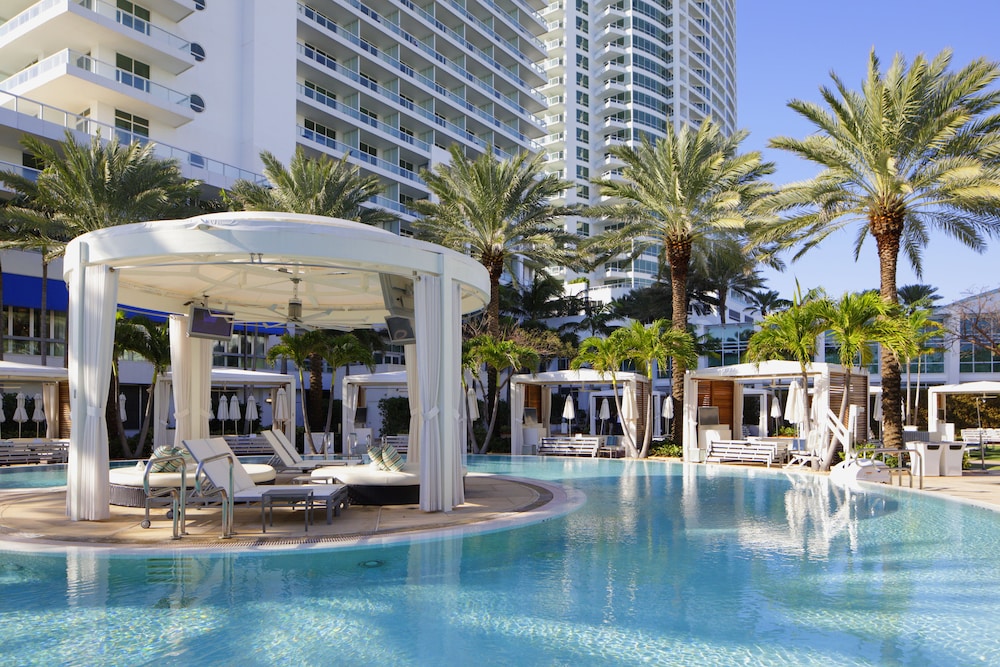 Fontainebleau Miami Beach Private Luxury Suites - photo 409