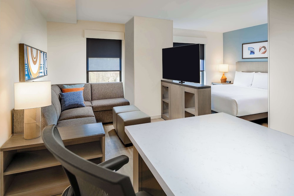 Hyatt House Auburn Hills Detroit - photo 9