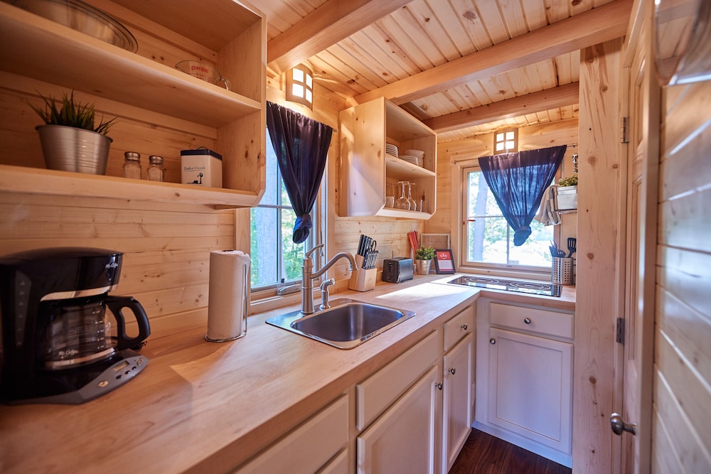 Tuxbury Pond Camping Resort Cottage - photo 45