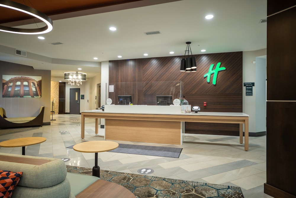 Holiday Inn St. Louis Creve Coeur - photo 24