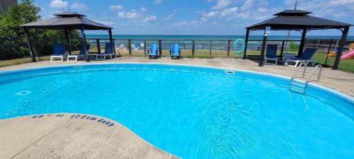 The Driftwood Deck 5A in Wasaga Beach, Canada