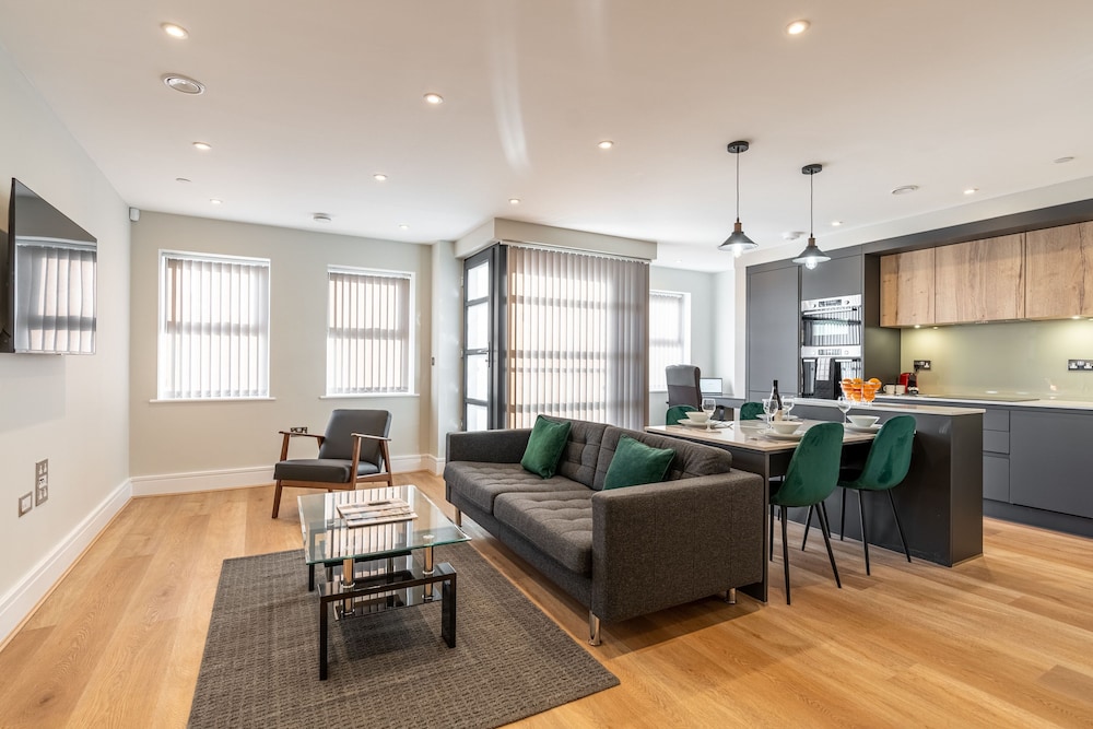 Celador Apartments Bond House