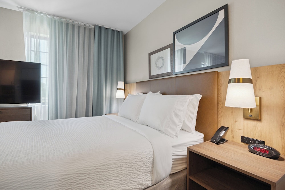 Staybridge Suites Sacramento Woodland - photo 58