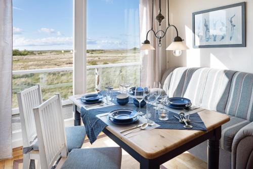 Wattkieker — 4-Star Luxury Hotel in List, Germany