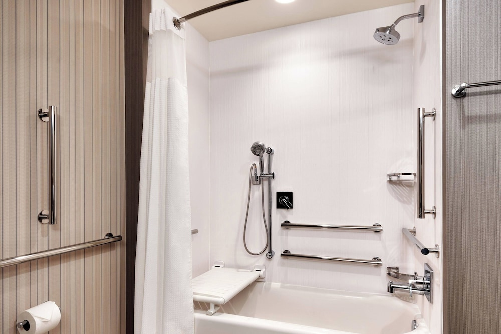 Courtyard by Marriott Atlanta Duluth Downtown - photo 15